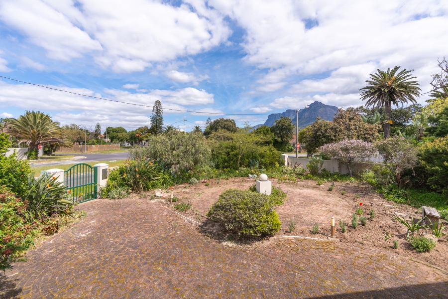 3 Bedroom Property for Sale in Pinelands Western Cape